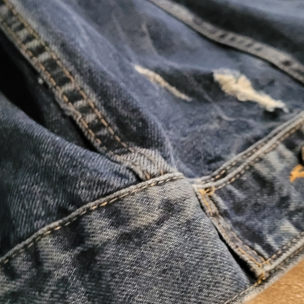 Jean jacket - Picture 11 of 12